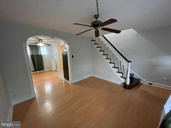 4th image of 4727 Vista St