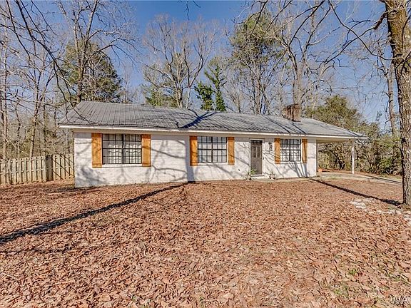 2nd image of 15089 Honeybrook Ln