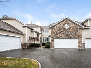 4 Whalen Ct, West Orange, NJ 07052