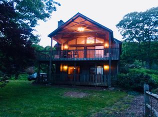 60 Mill Pond Rd, Exeter, RI 02822