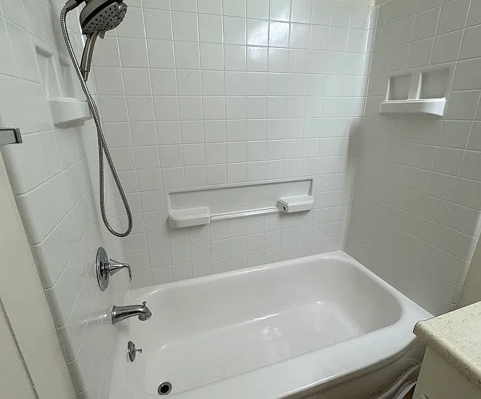1227 N Garsden Ave — Photo 15