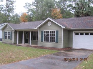 29 Choctaw Rd, Crawfordville, FL 32327