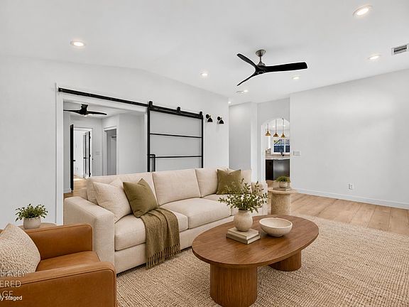 5th image of 1733 Ray Wise Ln