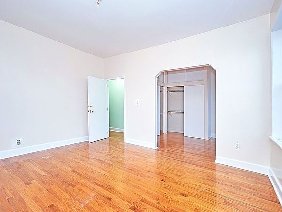3rd image of 601 W 136th St APT 34