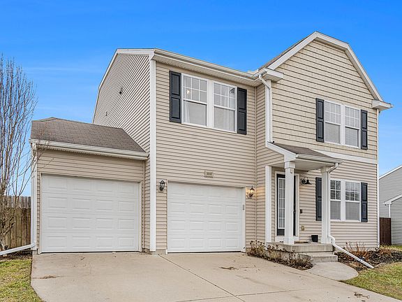 2nd image of 10107 Castle Creek Cir
