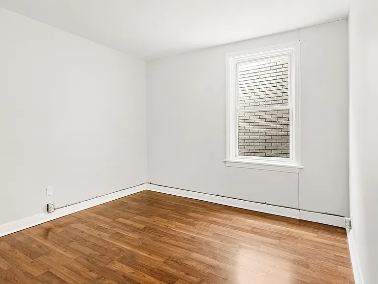 481 Besserer St #1 — Photo 19