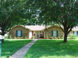 519 Berkshire Dr, Longview, TX 75605