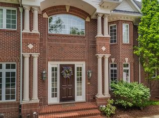 17695 Saint Patricks Ct, Granger, IN 46530