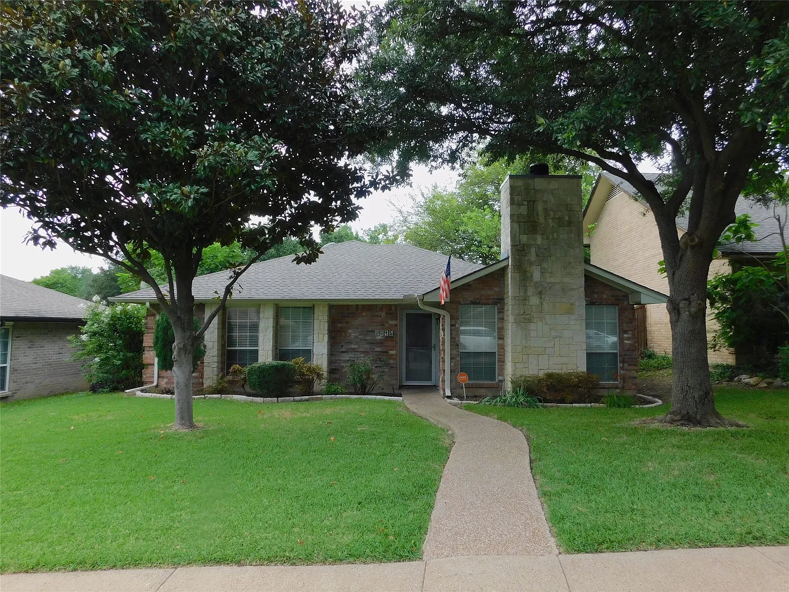 3 bed, 2.0 bath, 1402 sqft, $2,500 — Photo 1