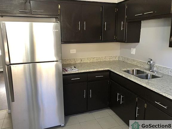 4th image of 8107 S Ellis Ave #3