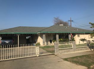 668 4th St, Orange Cove, CA 93646