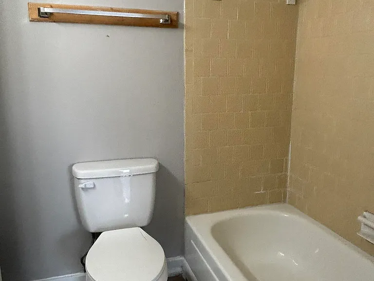 2241 W Pensacola St #50 — Photo 11