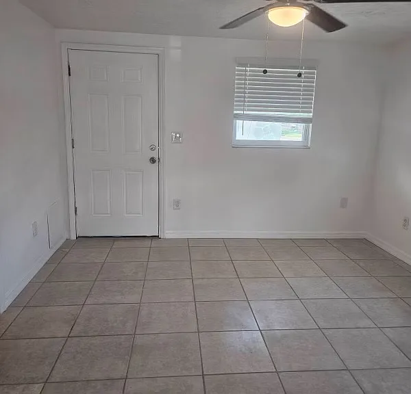 9815 Hidden Ln #1 — Photo 5