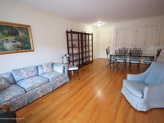 3rd image of 155 Bay St APT 2J