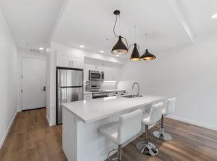 Luxury Hillcrest 1-Bedroom with Bonus Room Perfect for Home Office, San Diego, CA 92103