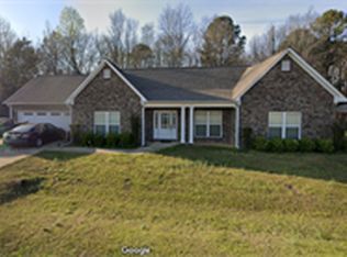 104 Mockingbird Ln, Caledonia, MS 39740