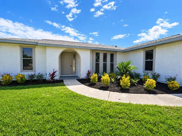 2502 SE Calusa Avenue, Port St Lucie, FL 34952