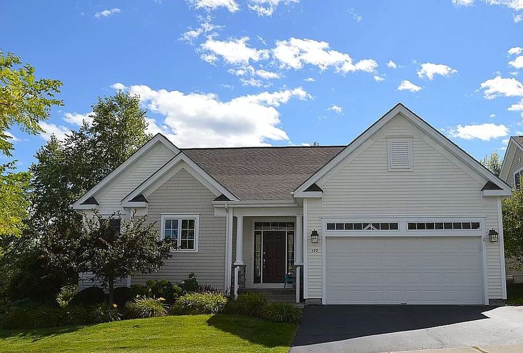 192 S Pointe Dr - Property Image