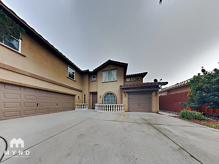 9351 Palmerson Dr — Photo 2