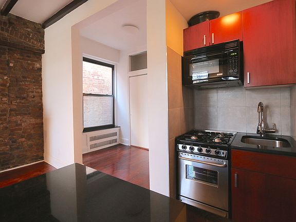 2nd image of 47 Jane St APT 20