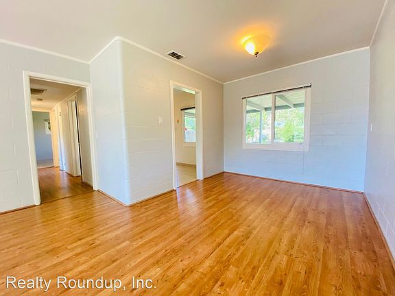 5th image of 5306 Esmeralda St