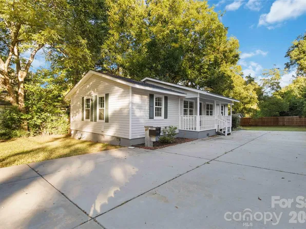 327 E Morrow Ave, Monroe, NC 28112