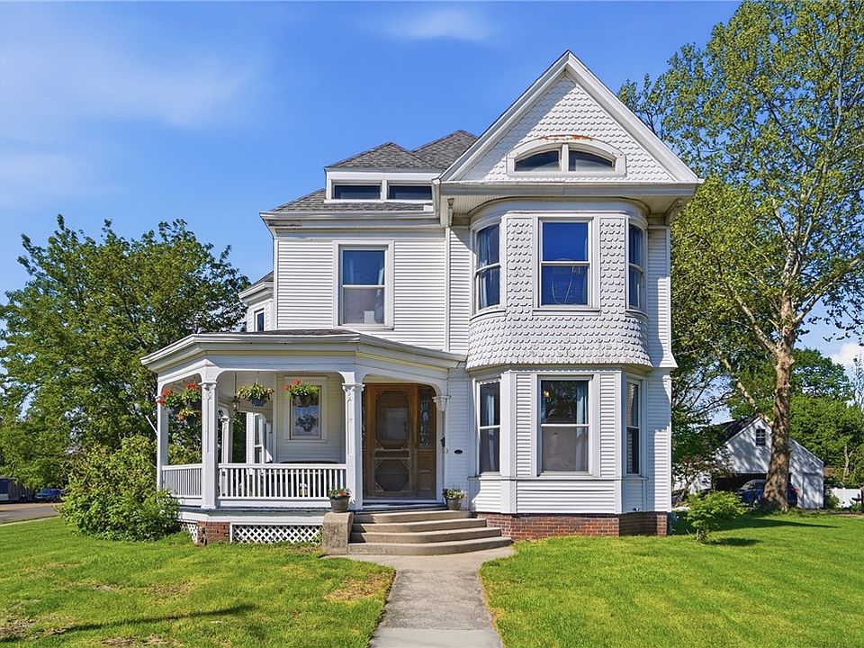 1st image of 3 E Xenia Dr