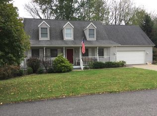 1108 Andrew Dr, Morgantown, WV 26508