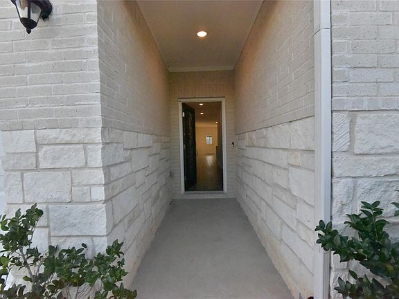 2nd image of 23111 Forebear Dr
