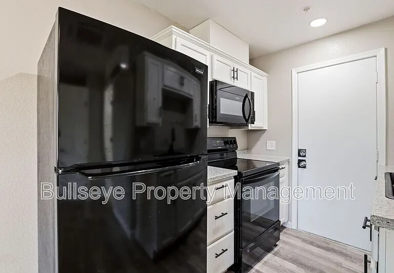 840 E Turney Ave #6 — Photo 6