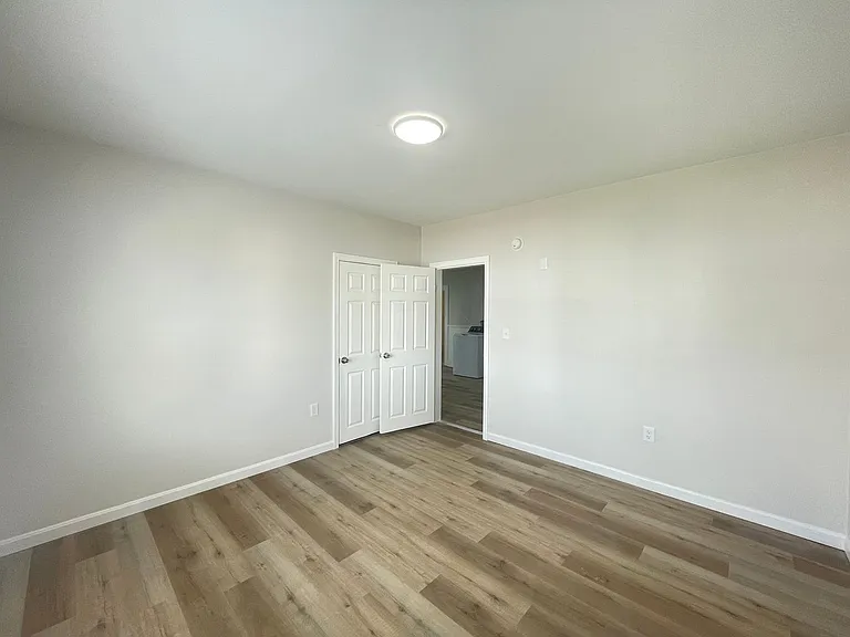 551 Somerville St #3 — Photo 12