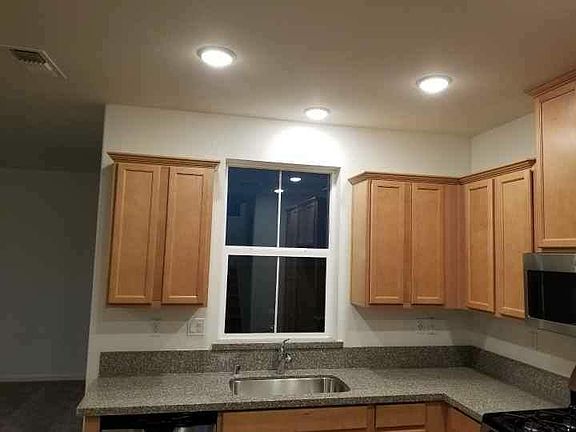 4th image of 8740 Esperia Way