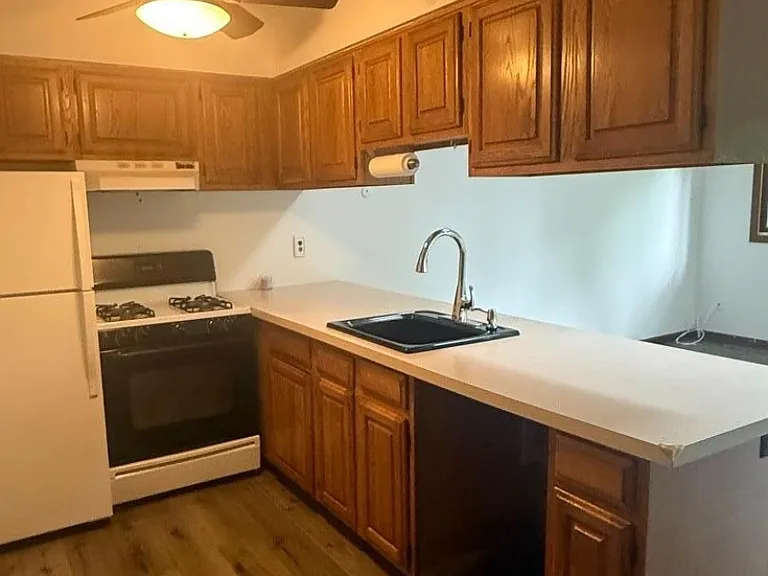 8 Steamboat Dr #2 — Photo 3