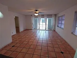 2 bed, 2.0 bath, 1030 sqft, $2,100 — Photo 2