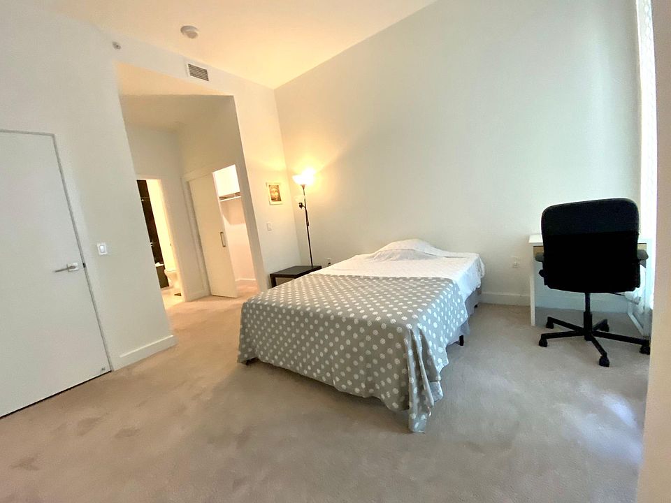 1st image of 718 Long Bridge St #1XY