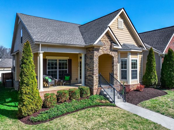 2438 Arden Village Dr, Columbia, TN 38401