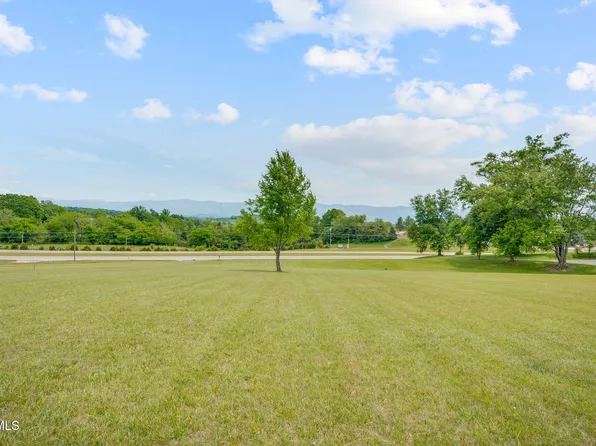 Emmert St, Greeneville, TN 37745
