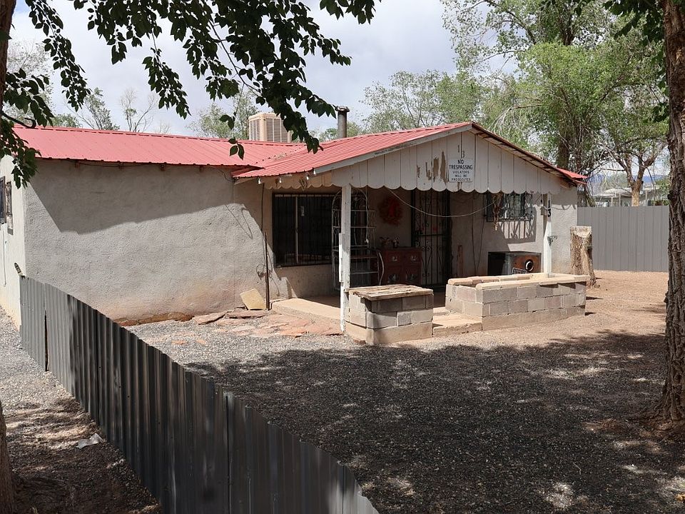 1st image of 13 W Otero Rd