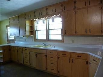 5th image of 3137 N 55th St