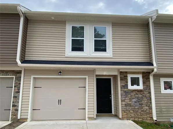 2607 Middle Branch Bnd, Fayetteville, NC 28304