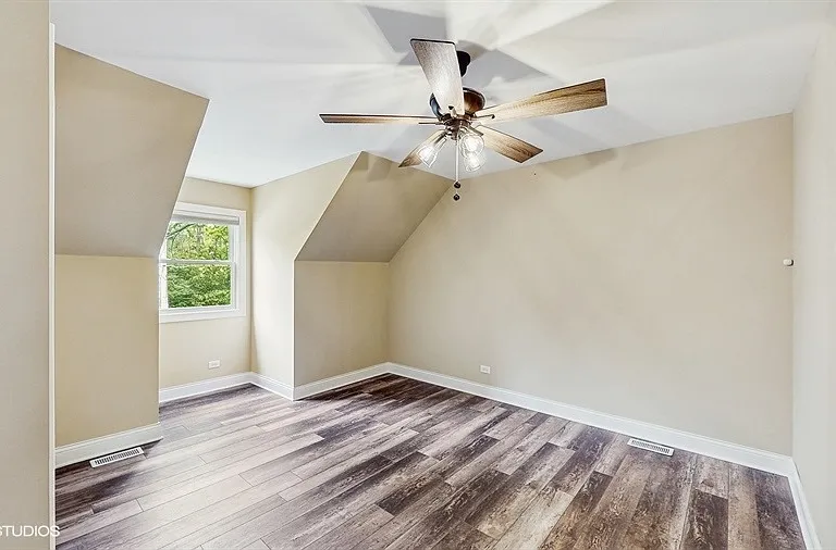 137 Forest Ave — Photo 32