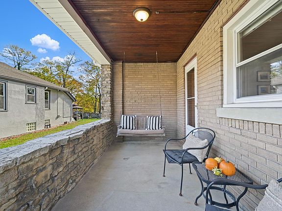 4th image of 6515 Iris Ave