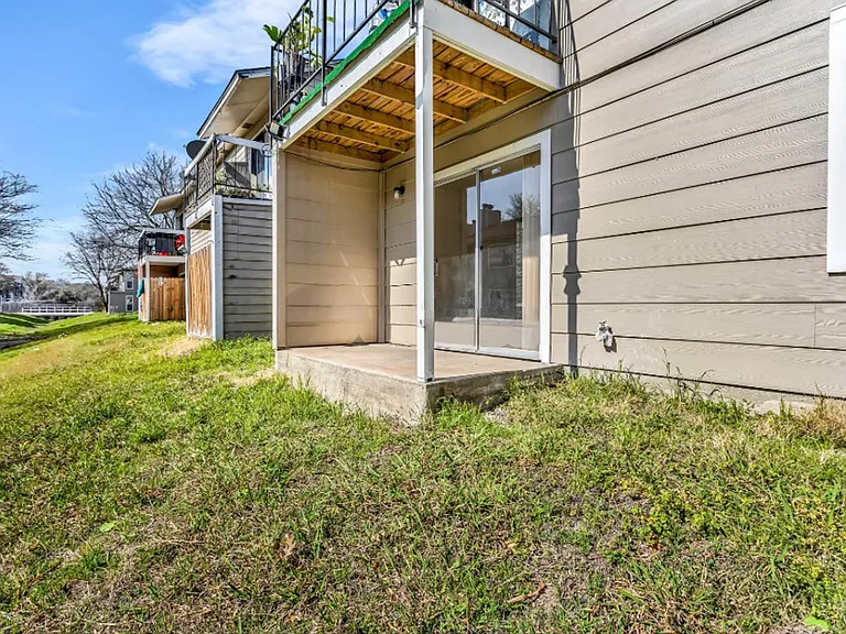 2012 W Loop — Photo 15