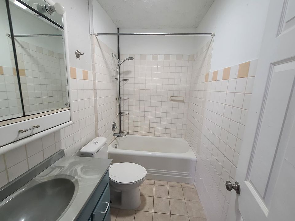 1st image of 1229 N Adams St