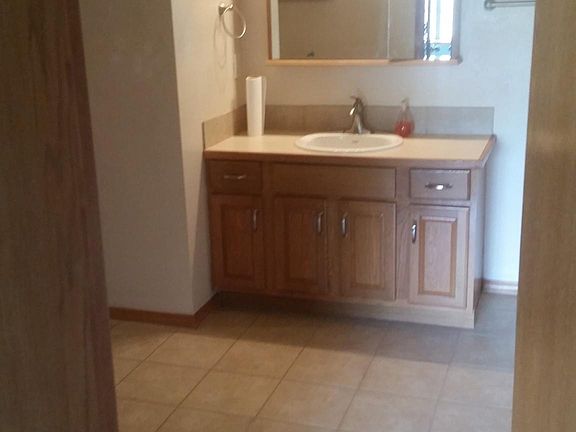 3rd image of 325 S Mockingbird Ln