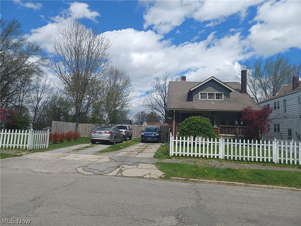 1st image of 234 E Avondale Ave