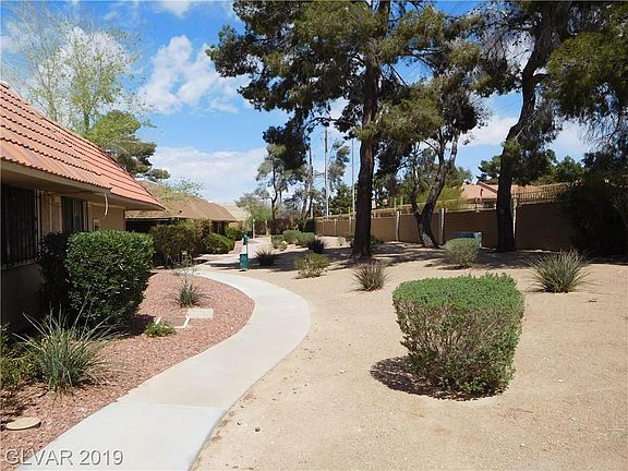 2nd image of 2548 Paradise Village Way