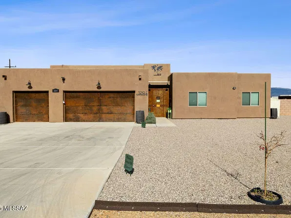 3219 E Canyoneer Dr, Vail, AZ 85641