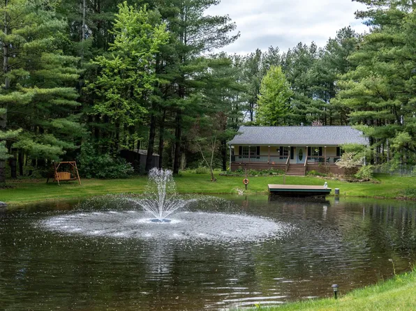 5949 Belle River Rd, Imlay City, MI 48444