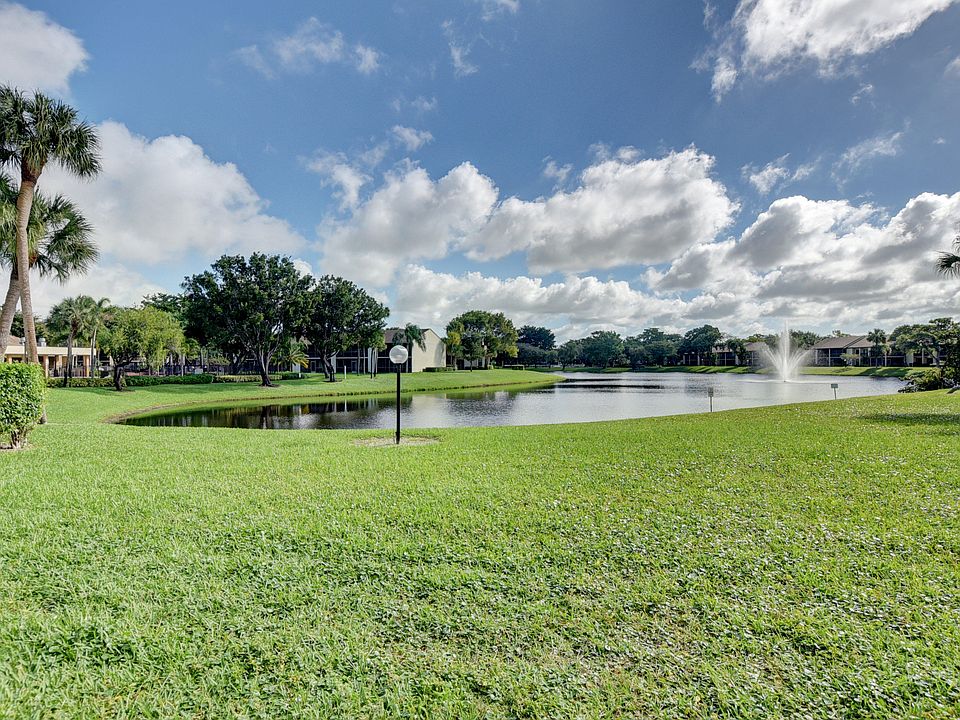 Home For Sale In Meadow Lakes
